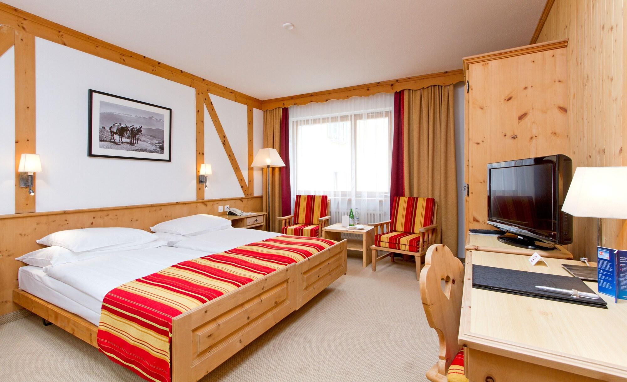 Edelweiss Swiss Quality Hotel Sils Maria Quarto foto