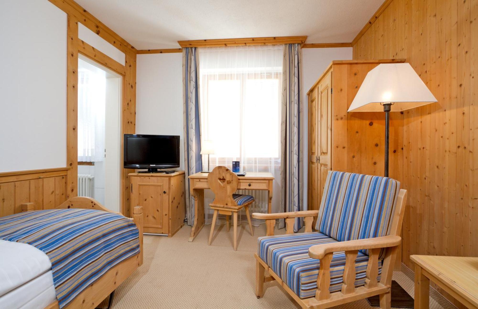Edelweiss Swiss Quality Hotel Sils Maria Quarto foto