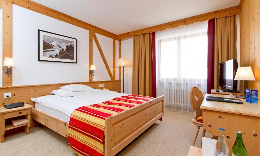 Edelweiss Swiss Quality Hotel Sils Maria Quarto foto